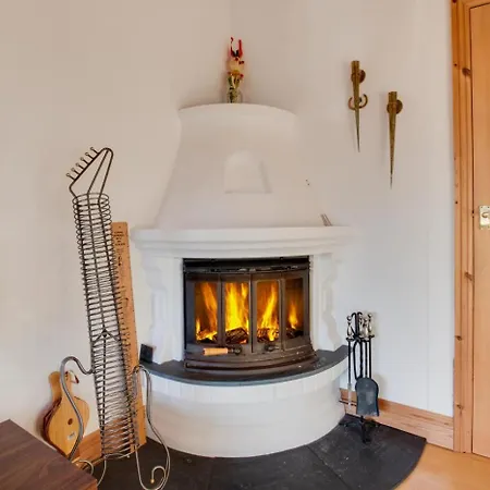 2 Bed In Oc-wa071 Holiday home